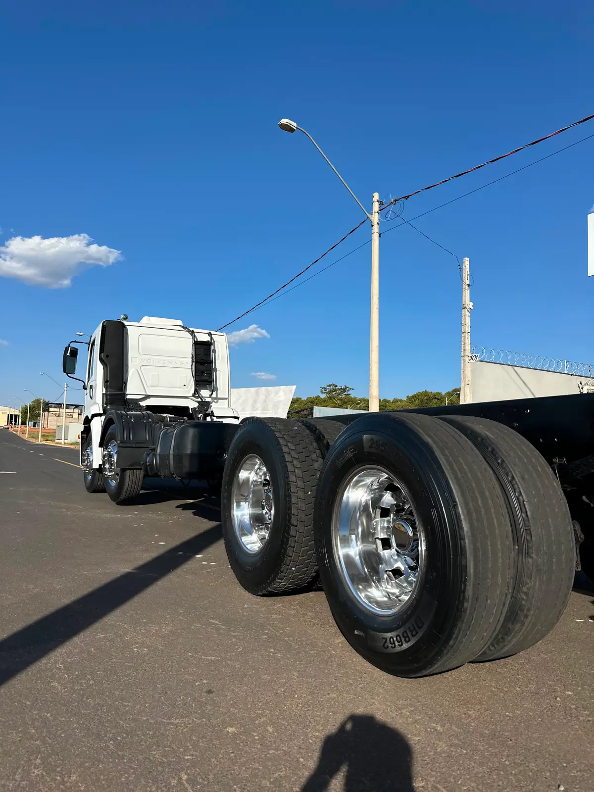 VW 24250 — foto 3